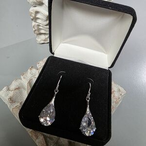 Elegant Silver Teardrop Earrings